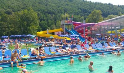 Imagine pentru Complex Balnear Cozia 3* valabile pentru Revelion 2024